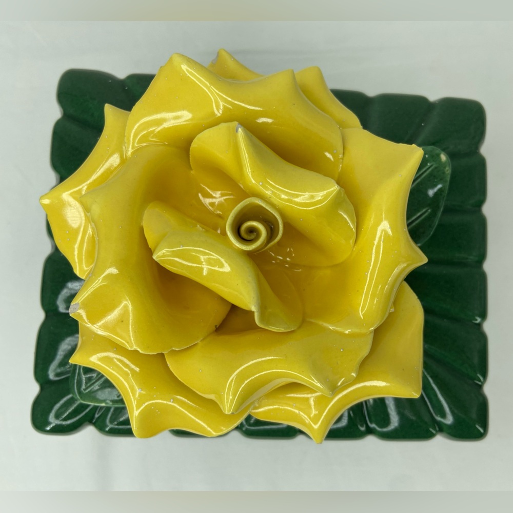 Vintage Trinket Dish Calif Ceramic‎ pottery Cigarette Gift Set Flower 6x 5x 4”